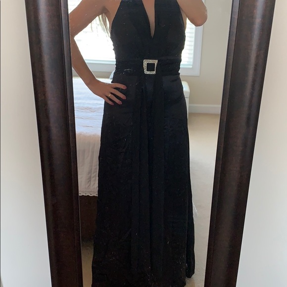 Dress - Picture 1 of 8